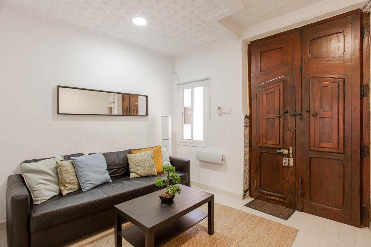 Lovely Home With Sunny Patio Near The Beach Valencia Exterior photo