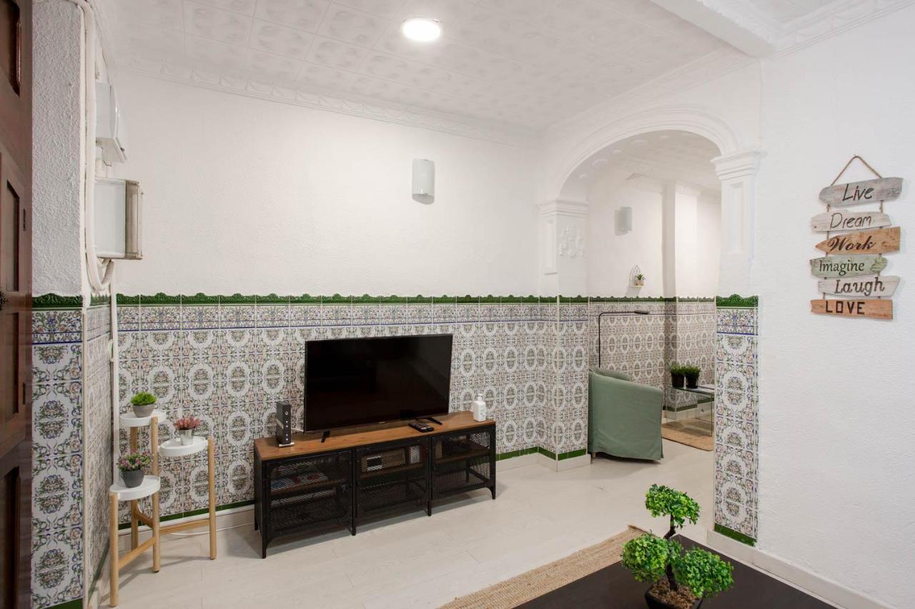 Lovely Home With Sunny Patio Near The Beach Valencia Exterior photo