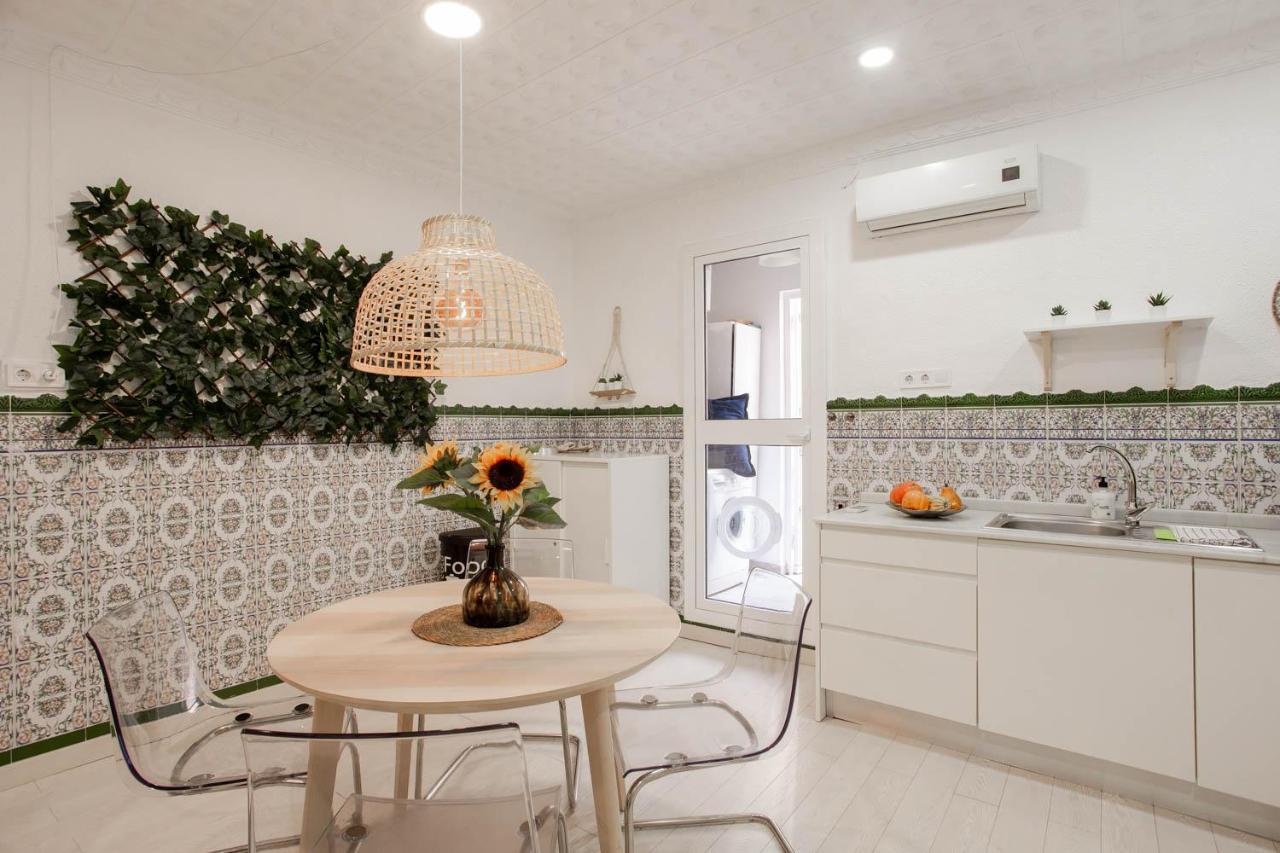 Lovely Home With Sunny Patio Near The Beach Valencia Exterior photo