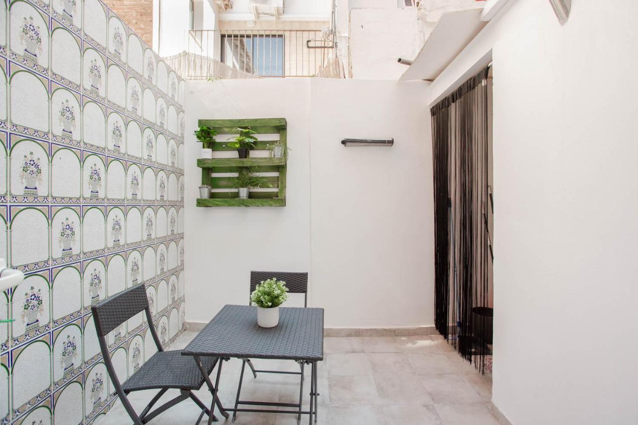 Lovely Home With Sunny Patio Near The Beach Valencia Exterior photo